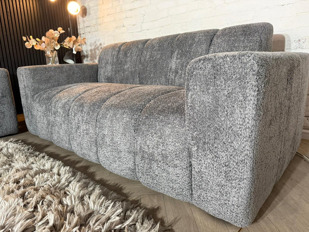Brand New Ex-Display Oak Furnitureland 3 + 2 Seater Sofa Set 😍