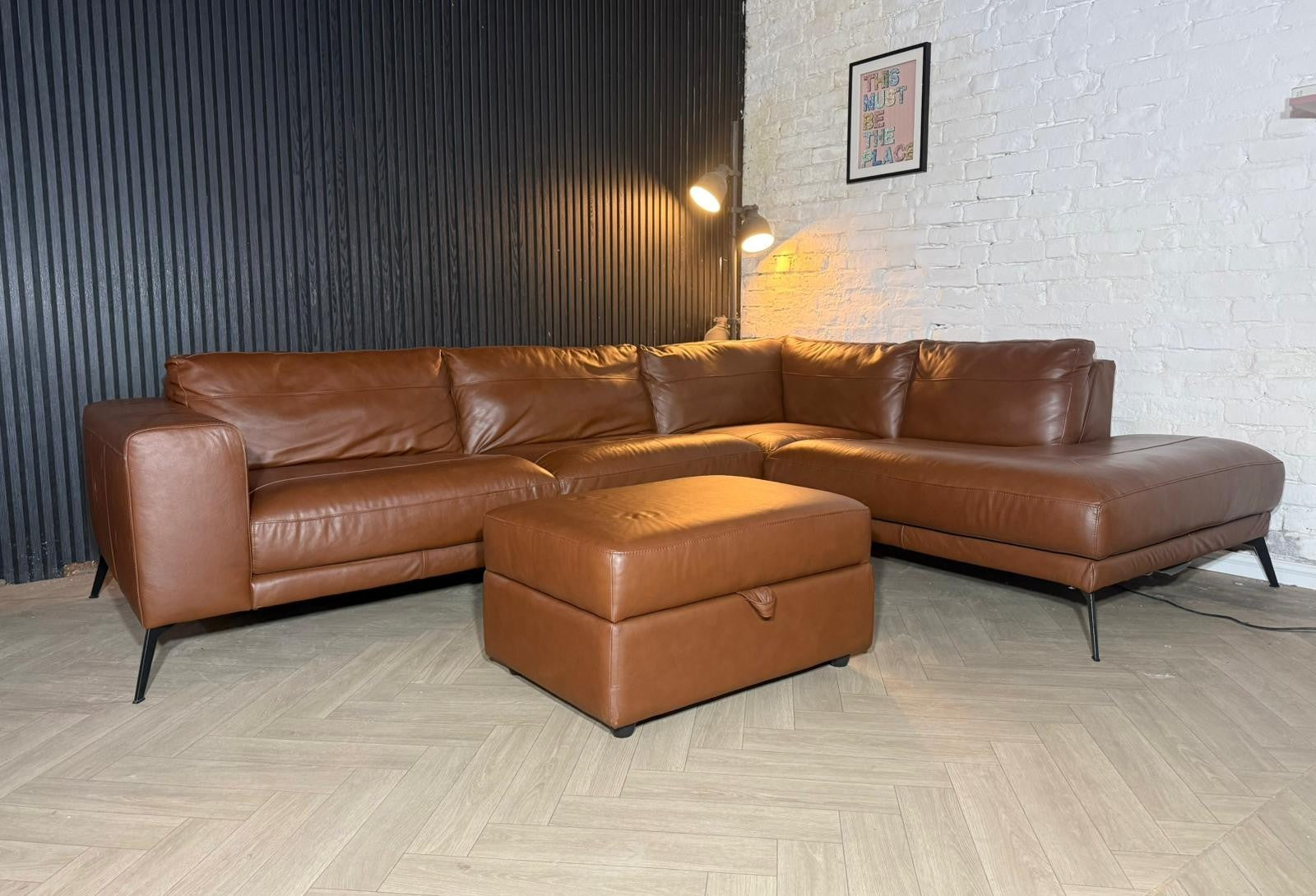 DFS Lexia Tan/Brown Leather Corner Sofa with Matching Footstool