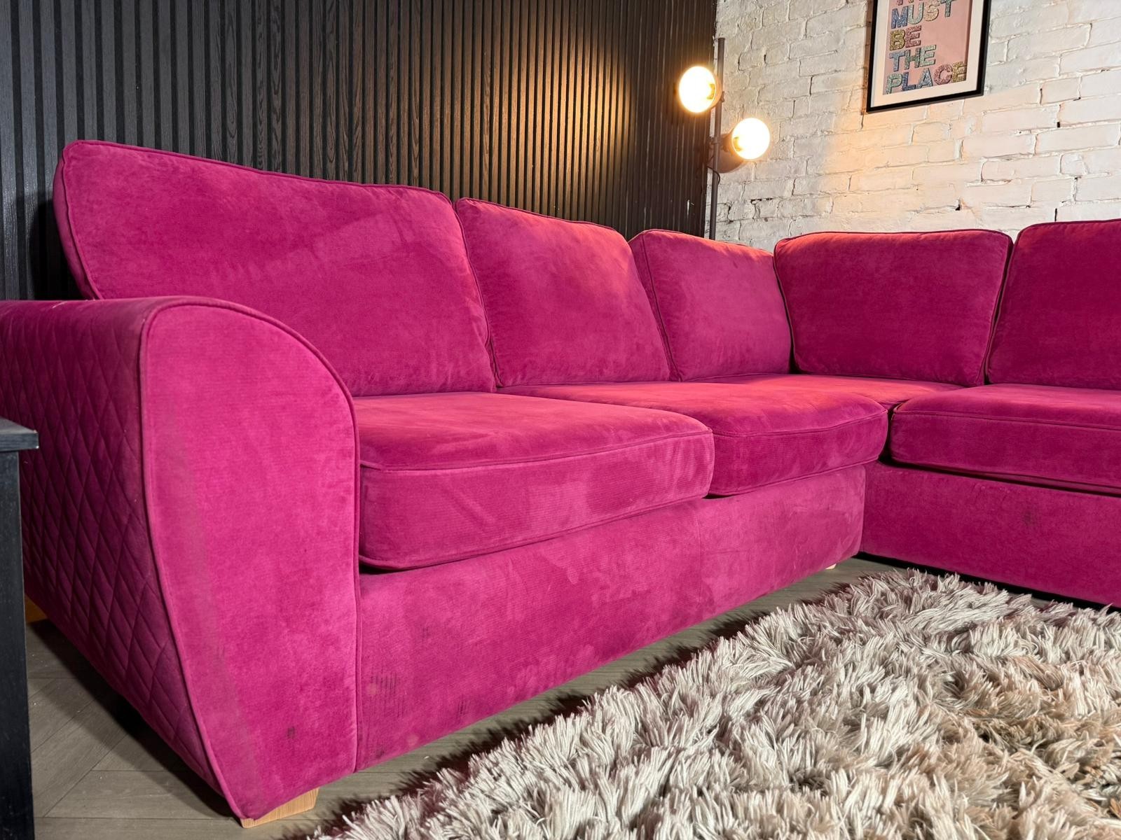 Stunning DFS Orka Corner Sofa in a gorgeous hot pink fabric 😍