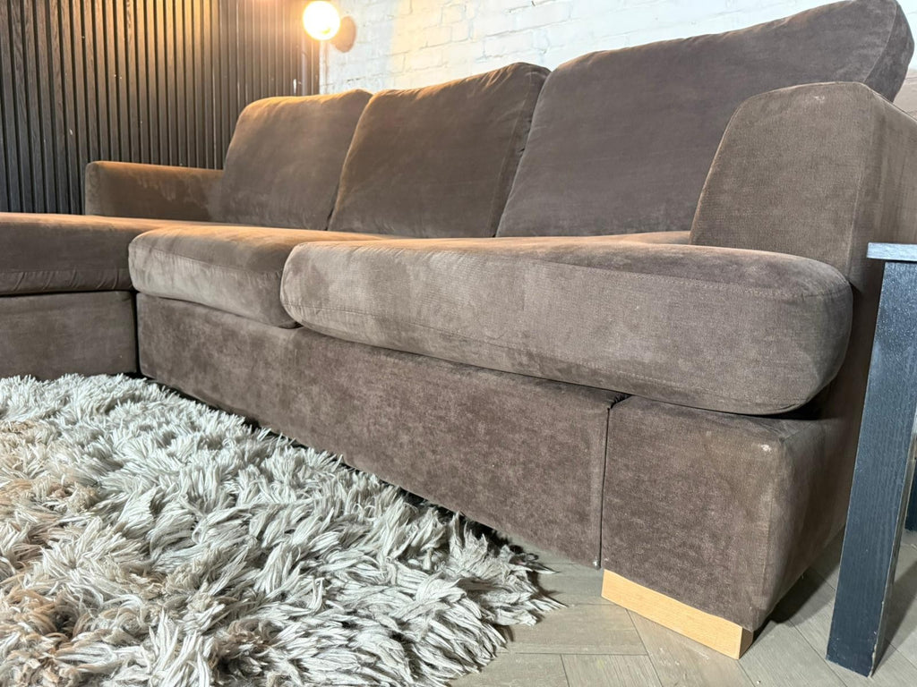 Stunning DFS Freya Corner Sofa in a gorgeous mocha/chocolate brown fabric 😍