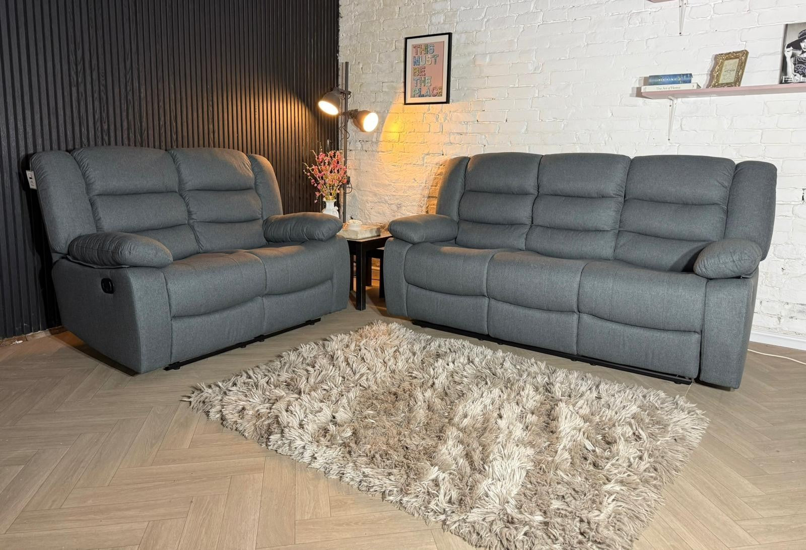 Brand New Condition – SCS 3 + 2 Manual Recliner Sofa Set 😍