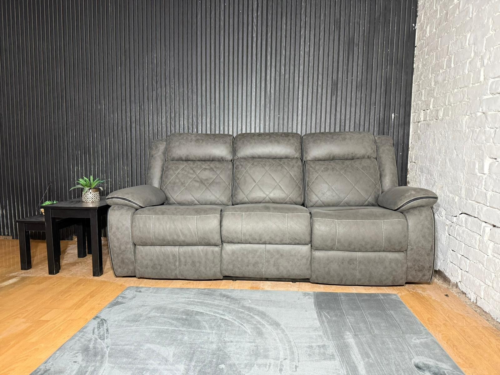 New Stock! High Street Brand — DFS Barkham 3 Seater Cinema-Style Manual Recliner