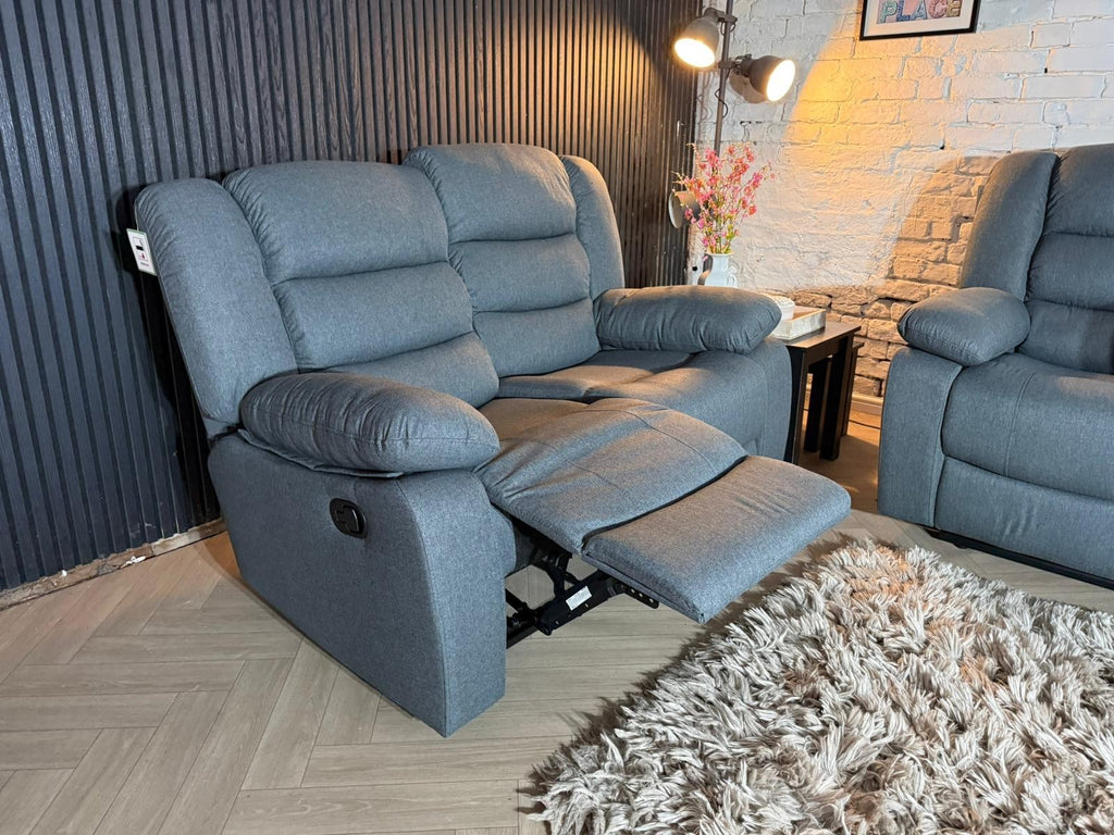 Brand New Condition – SCS 3 + 2 Manual Recliner Sofa Set 😍