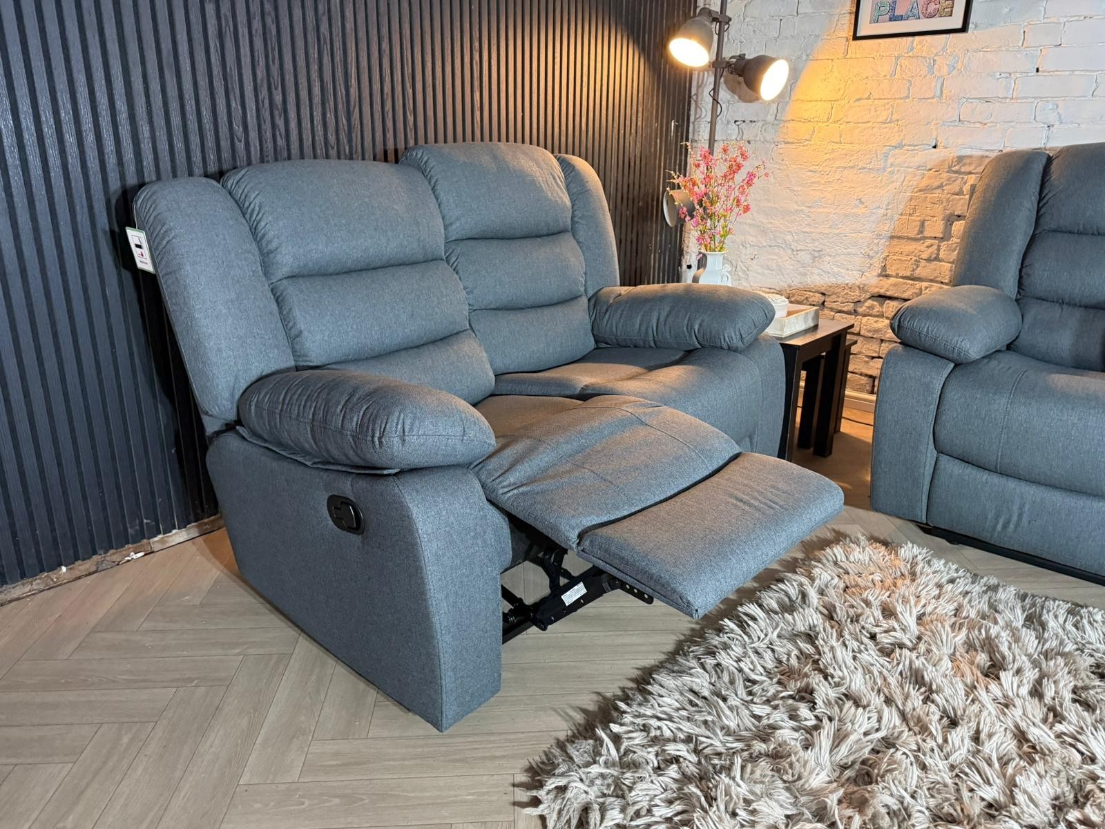 Brand New Condition – SCS 3 + 2 Manual Recliner Sofa Set 😍