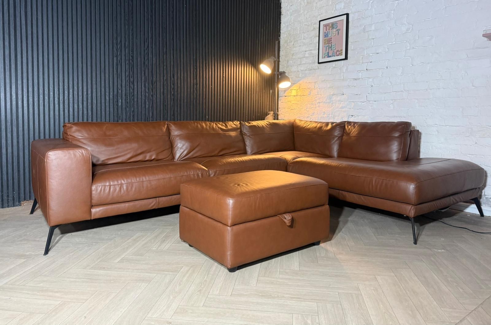 DFS Lexia Tan/Brown Leather Corner Sofa with Matching Footstool