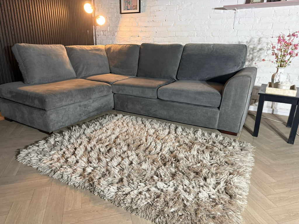 New Stock! HIGH STREET BRAND DFS Orka Left Hand Corner Sofa 🤍