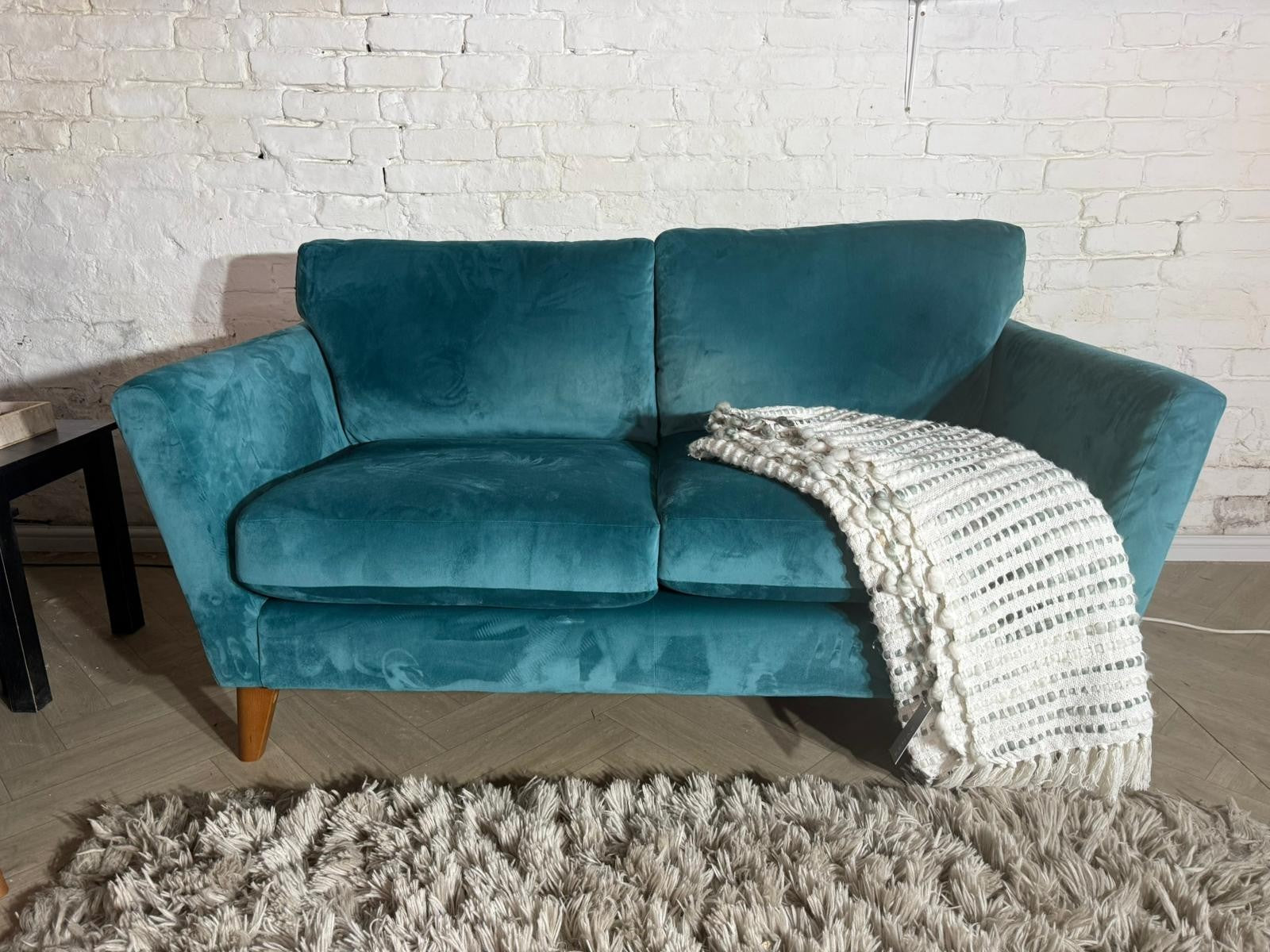 Beautiful Marks & Spencer 2 Seater Sofa & Matching Armchair 😍