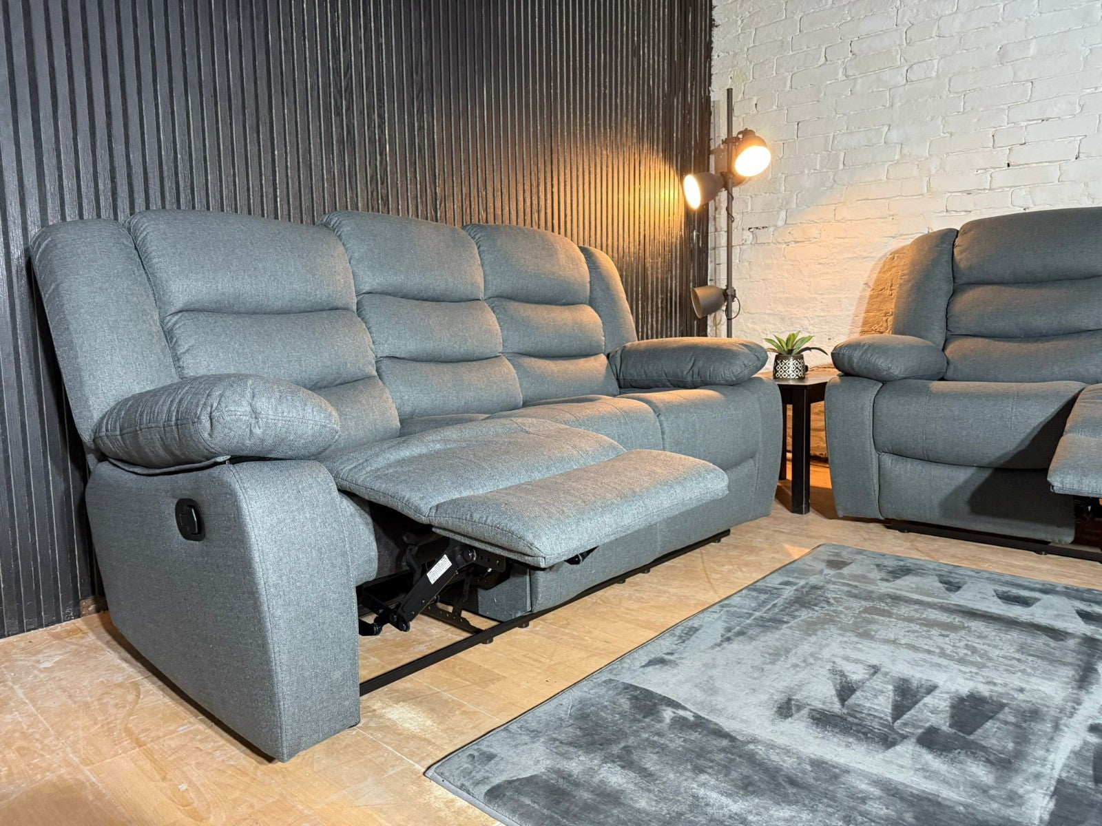 New Stock! HIGH STREET BRAND SCS Sorrento Style 3 + 2 Seater Sofa Set