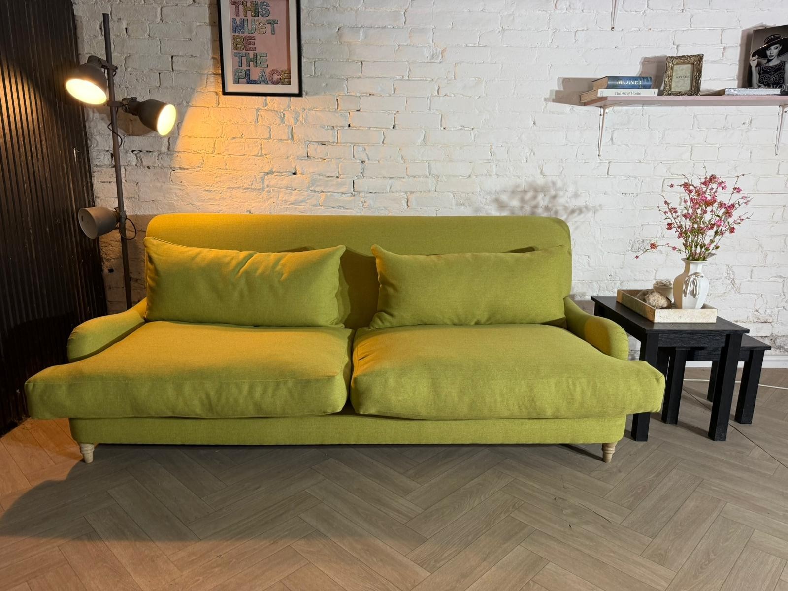 Stunning Loaf Mrs Smith 3 Seater Sofa in a gorgeous olive green fabric 😍