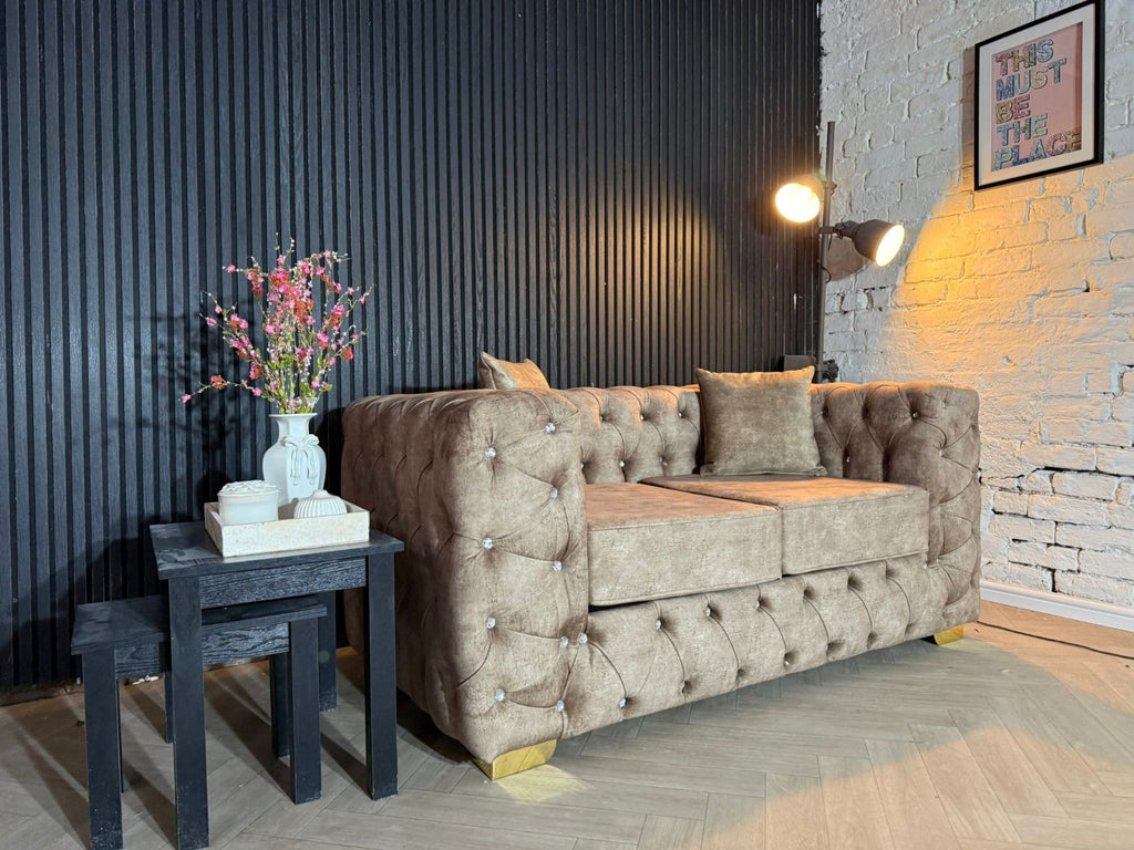 Luxury Chesterfield Style 2 Seater Sofa – Plush Velvet Finish 🛋️