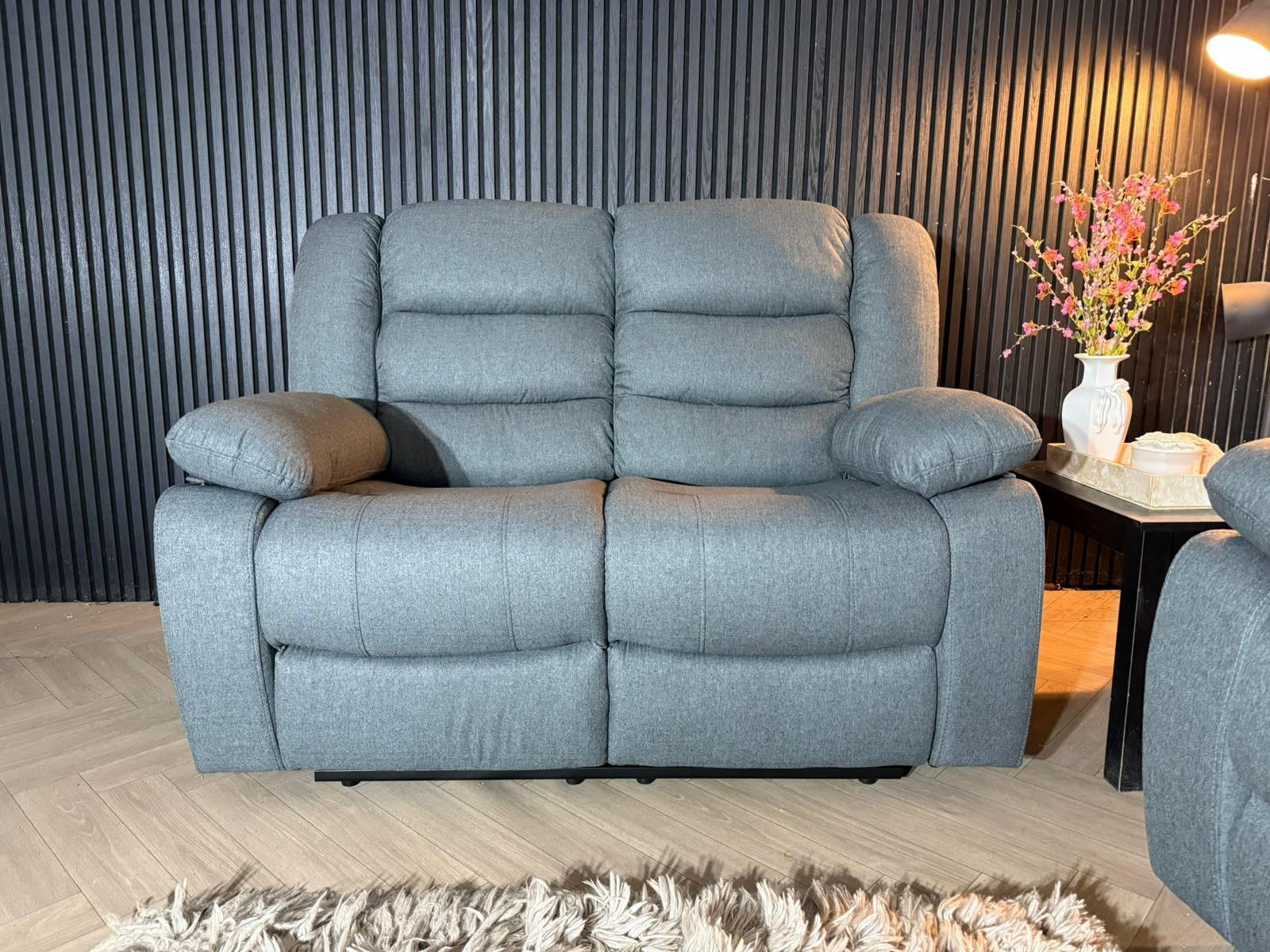 Brand New Condition – SCS 3 + 2 Manual Recliner Sofa Set 😍