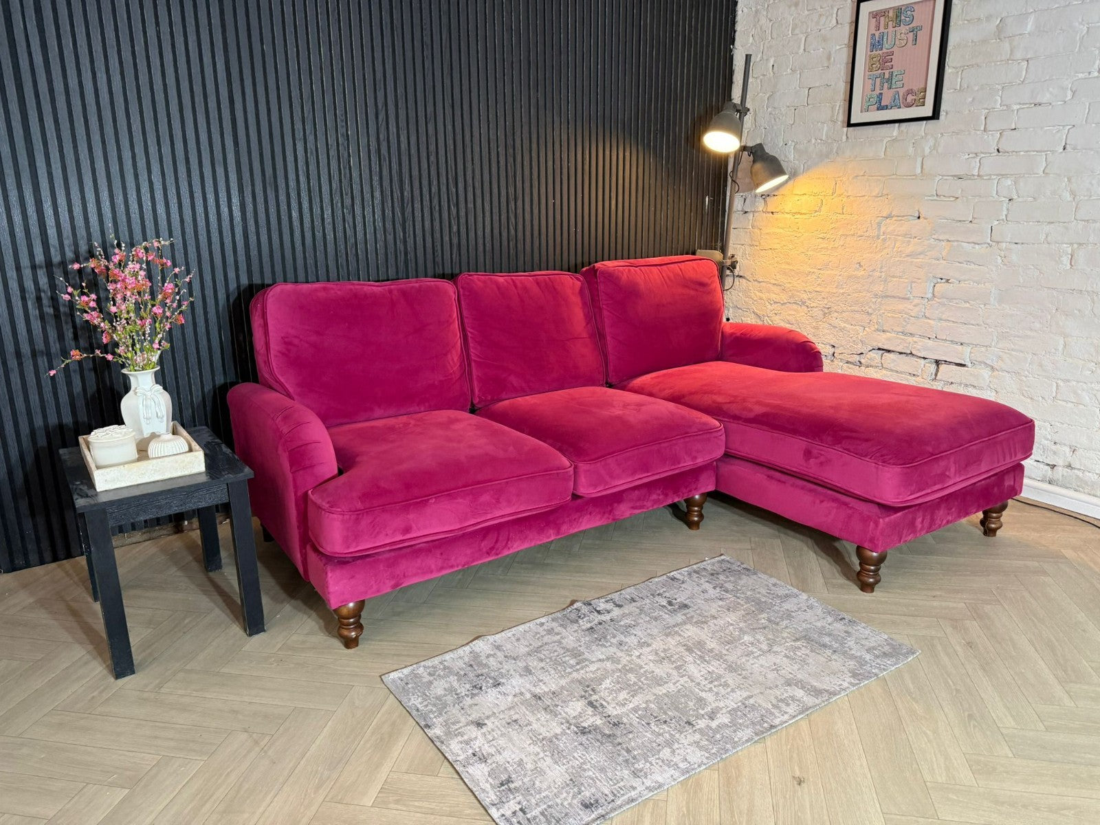 Vintage Sofa Corner Sofa – Pink Velvet Mid-Century Style 🛋️