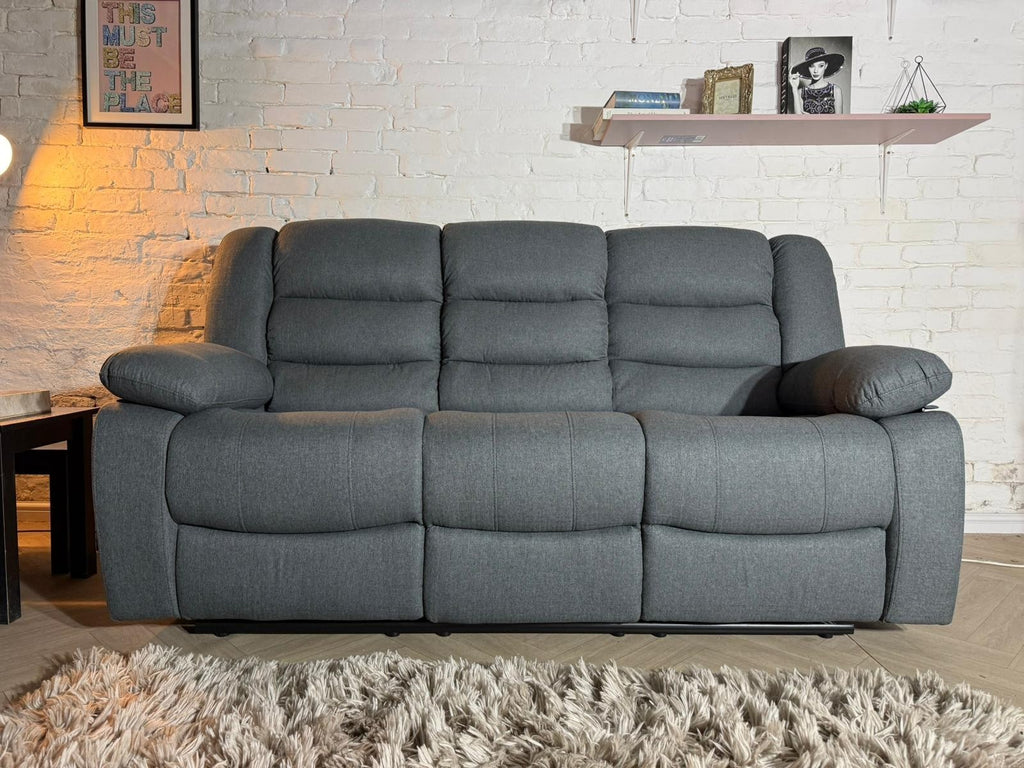 Brand New Condition – SCS 3 + 2 Manual Recliner Sofa Set 😍