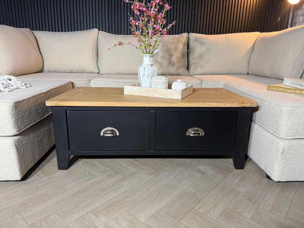 New Stock! HIGH STREET BRAND DFS Country Living “Sloane” Coffee Table ✨