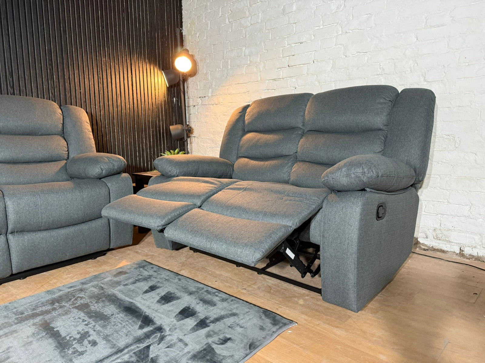 New Stock! HIGH STREET BRAND SCS Sorrento Style 3 + 2 Seater Sofa Set