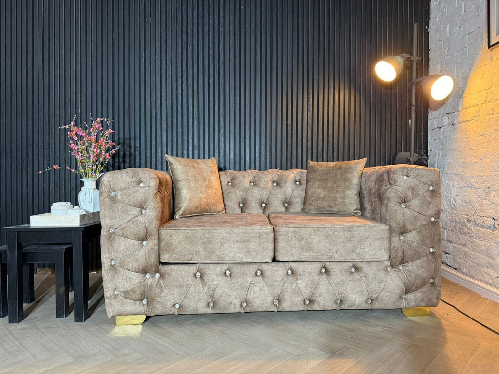 Luxury Chesterfield Style 2 Seater Sofa – Plush Velvet Finish 🛋️